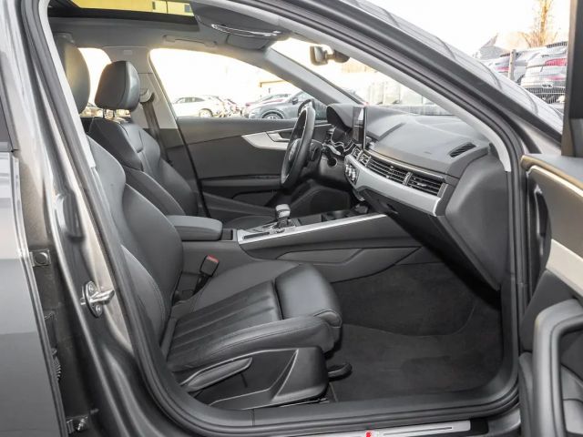 Audi A4 35 TDI Avant S-Line