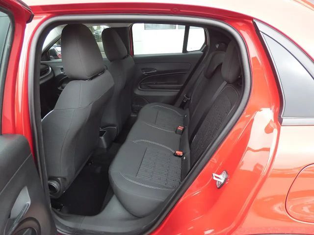 Fiat 600e Hybrid 136 6-Gang eDCT