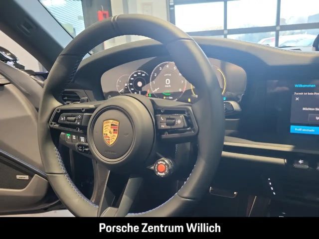 Porsche 992 4 Coupé GTS Targa