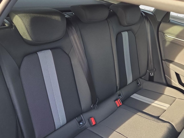 Audi A3 30 TFSI S-Tronic Sportback