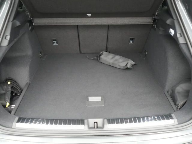 Audi Q3 S-Line S-Tronic