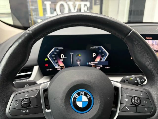 BMW iX1 xDrive30