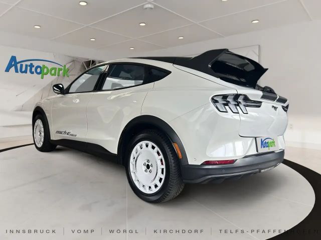 Ford Mustang Mach-E AWD GT