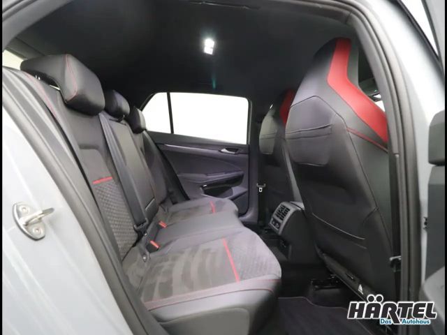 Volkswagen Golf 2.0 TSI DSG GTI