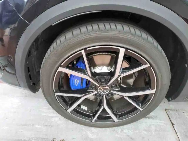 Volkswagen T-Roc R Akrapovic/ BeatsAudio / Keyless Access