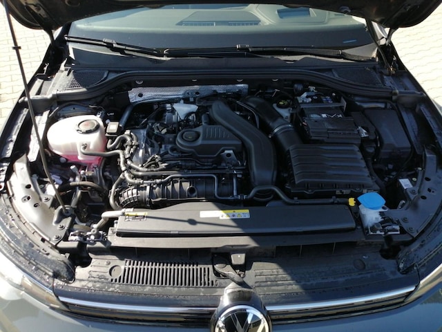 Volkswagen Golf 1.5 TSI DSG Style Variant