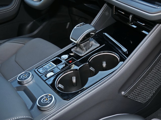 Volkswagen Touareg 4Motion R-Line