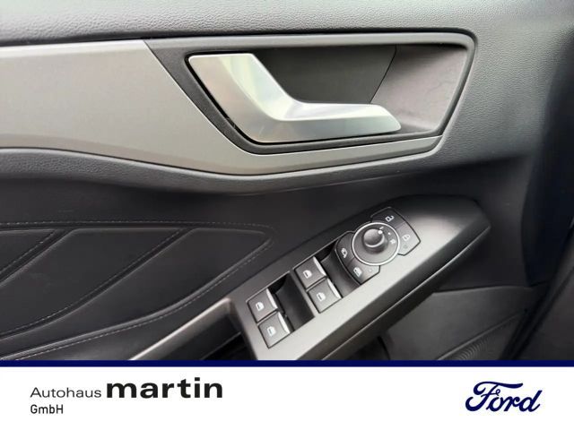 Ford Focus Cool & Connect