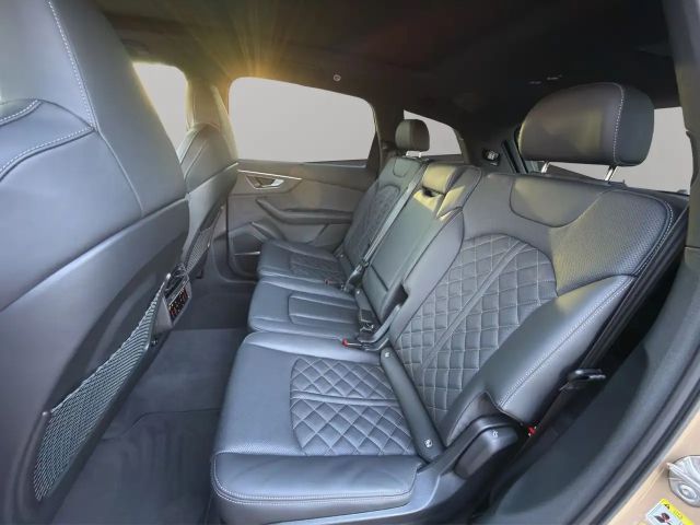 Audi Q7 Quattro S-Line