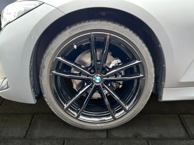 BMW 320 320d M-Sport Sedan xDrive