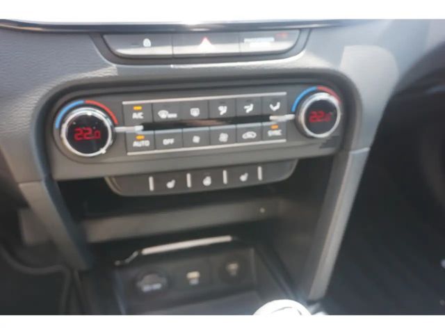 Kia Ceed 1.0T 100 Ultimate Edition Navi Kamera Indukt. 17''