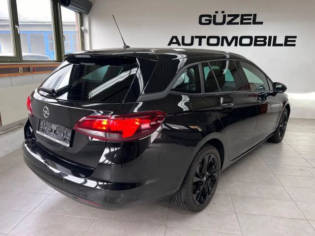 Opel Astra Sports Tourer