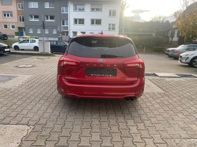 Ford Focus ST Line Wagon