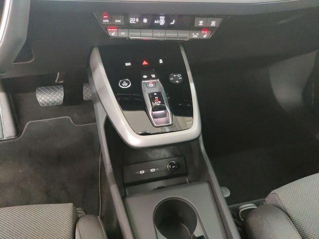 Audi Q4 e-tron SUV 45 e-tron Audi Q4 e-tron