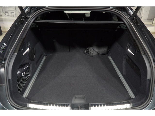 Audi A6 Avant Quattro S-Tronic