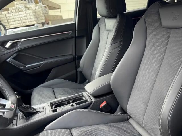 Audi Q3 S-Line Sportback