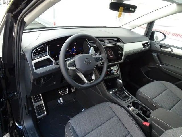 Volkswagen Touran 1.5 TSI DSG IQ.Drive Move