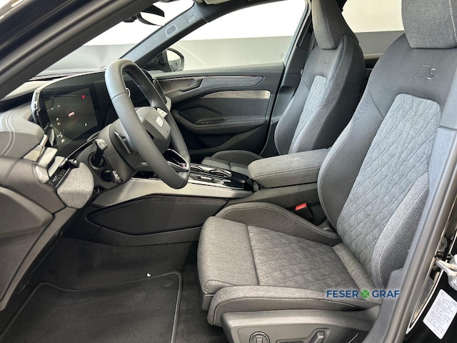 Audi A6 Avant Quattro S-Tronic