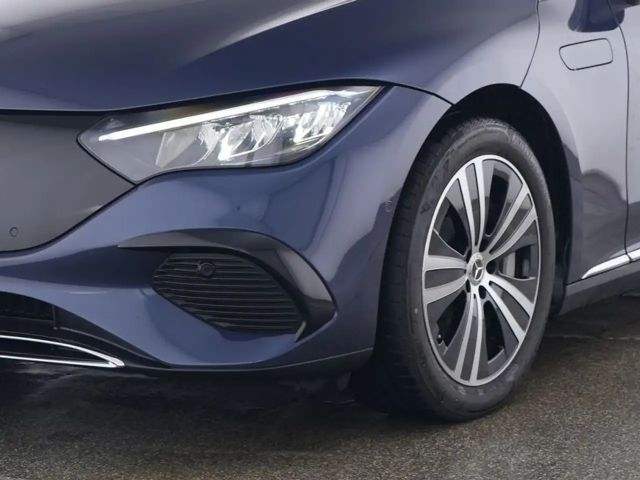 Mercedes-Benz EQE 300 Electric Art Sedan