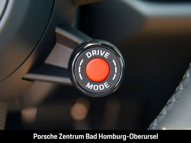 Porsche 992 Carrera Coupé GTS