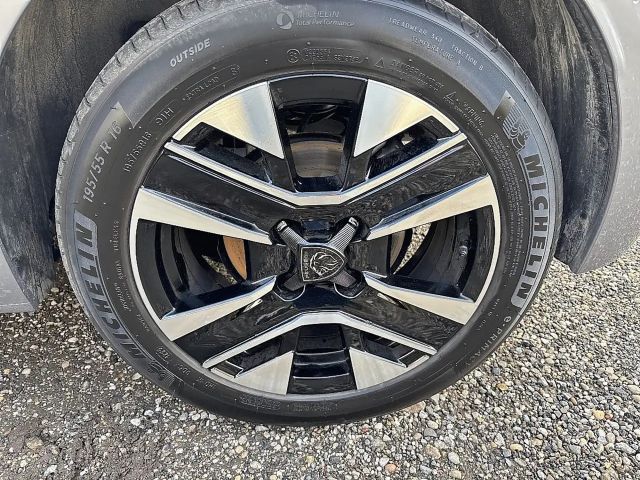 Peugeot 208 Allure Pack PureTech