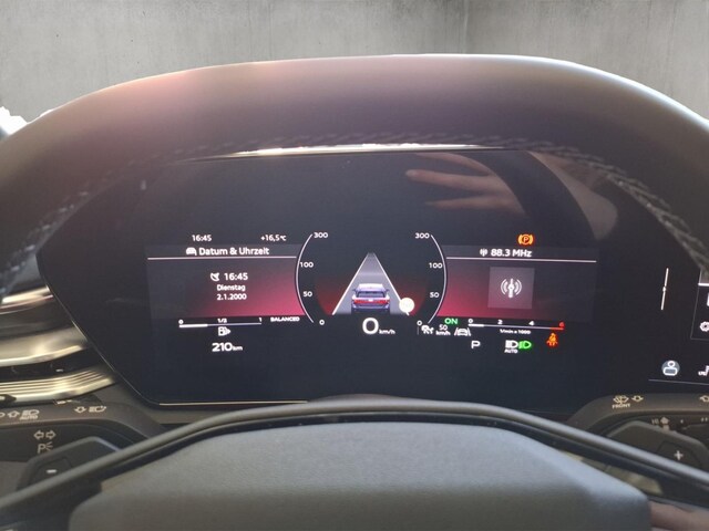 Audi A6 Avant Quattro S-Tronic