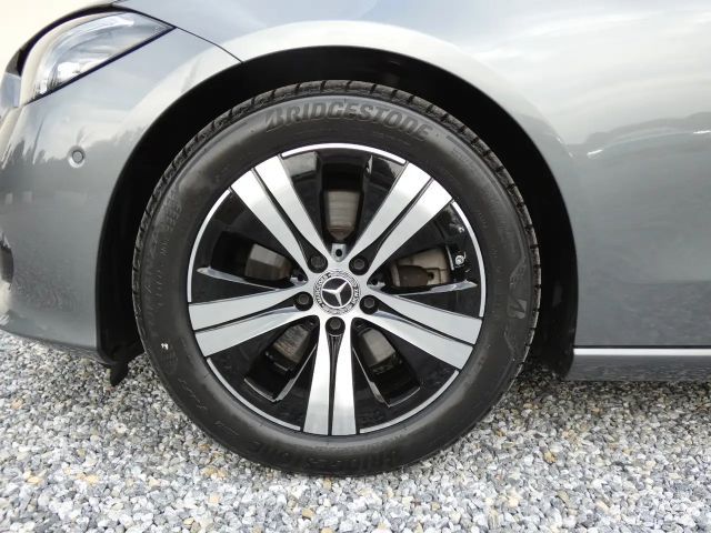 Mercedes-Benz C 200 AVANTGARDE Estate