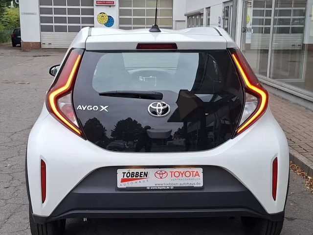 Toyota Aygo Hatchback Play