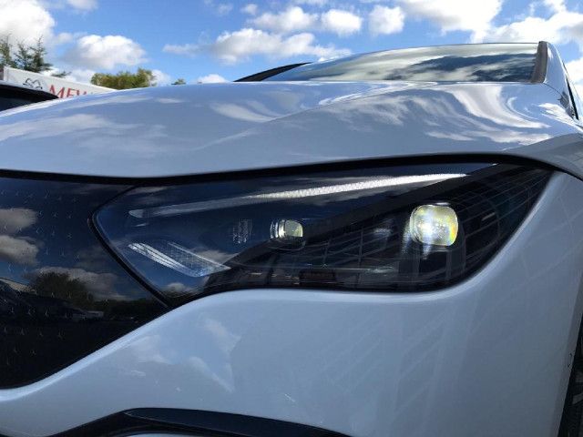 Mercedes-Benz EQE 350 Sedan