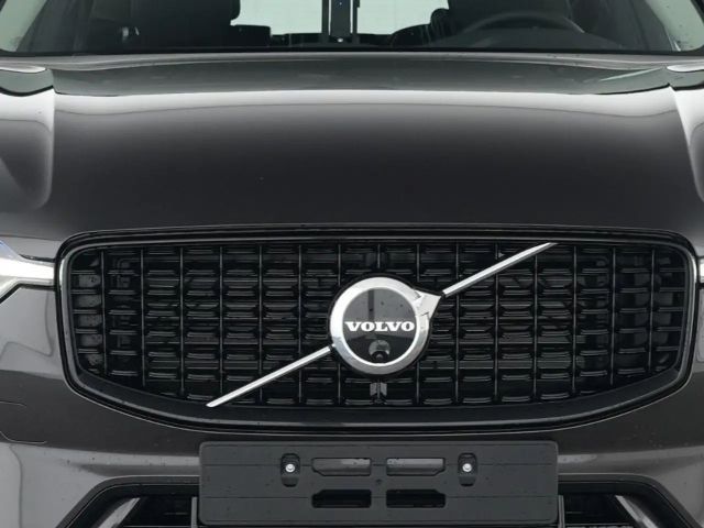 Volvo XC60 AWD Dark Plus