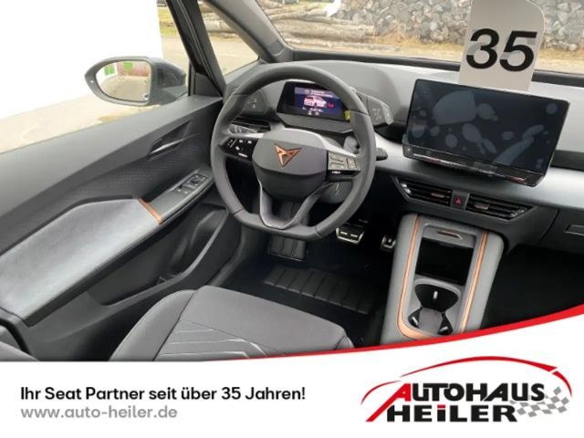 Cupra Born Navi digitales Cockp 360 Kamera LED ACC Fahrerprof
