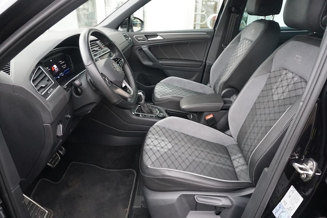 Volkswagen Tiguan 4Motion R-Line