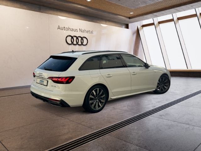 Audi A4 35 TDI Avant S-Line S-Tronic