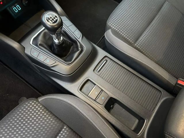 Ford Focus Cool & Connect Wagon