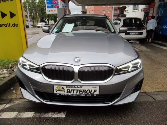 BMW 320 320d Touring xDrive