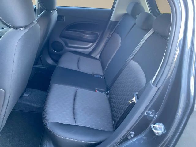 Mitsubishi Space Star CVT Star
