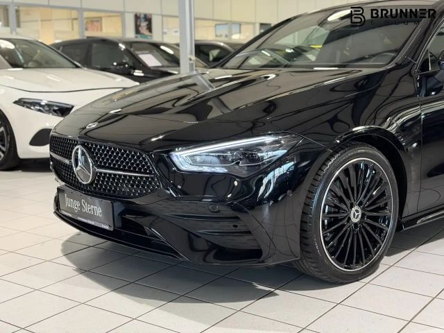 Mercedes-Benz CLA 200 AMG Line Coupé