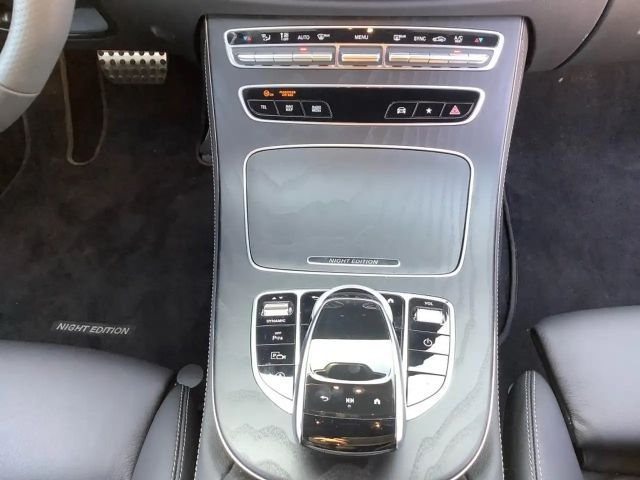 Mercedes-Benz E 300 AMG Line Cabriolet