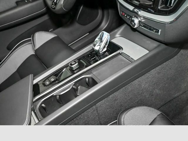 Volvo XC60 AWD Plus T6 Twin Engine