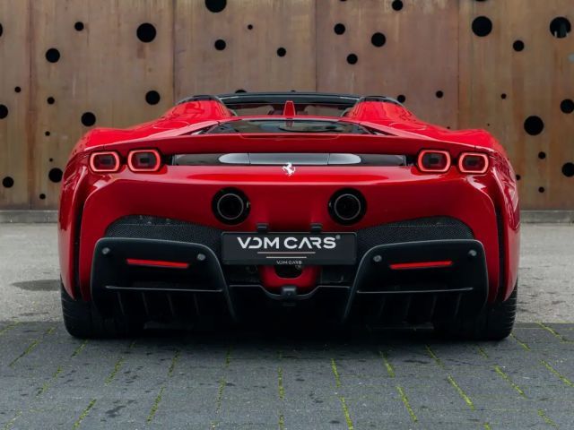Ferrari SF90 Spider