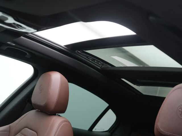 Alfa Romeo Stelvio Q4 Veloce