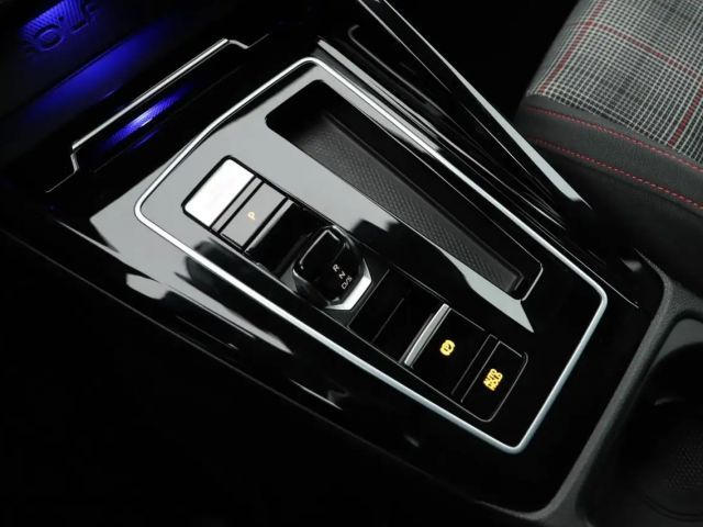 Volkswagen Golf 2.0 TSI DSG GTI