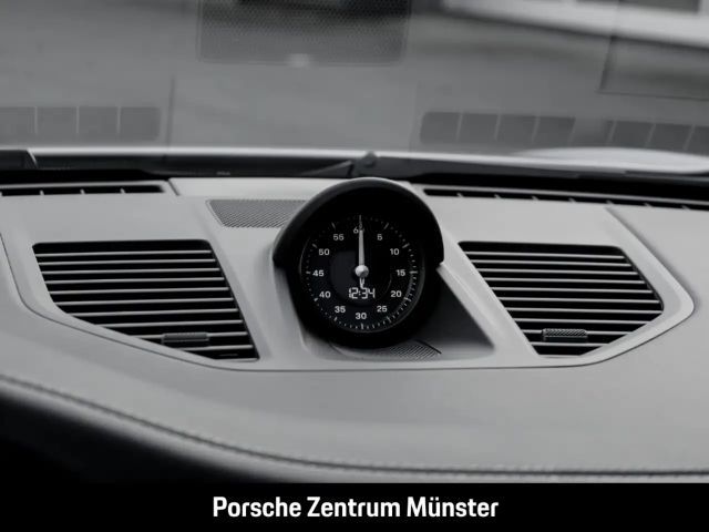 Porsche 992 4S Carrera Coupé