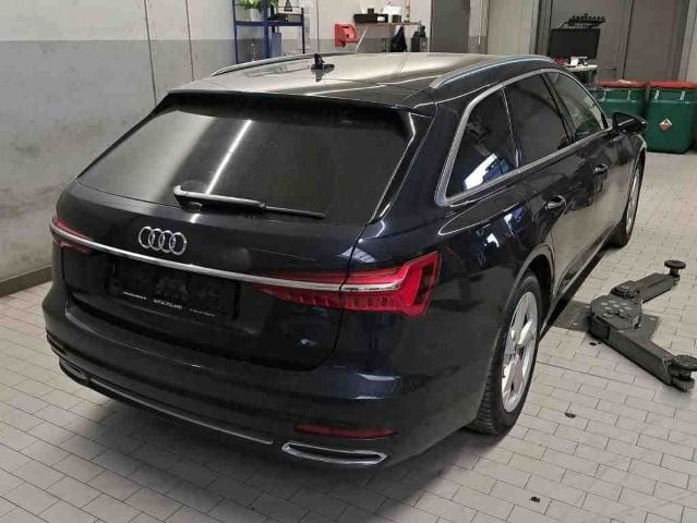 Audi A6 40 TDI Avant S-Tronic