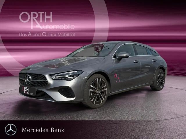 Mercedes-Benz CLA 200 Shooting Brake