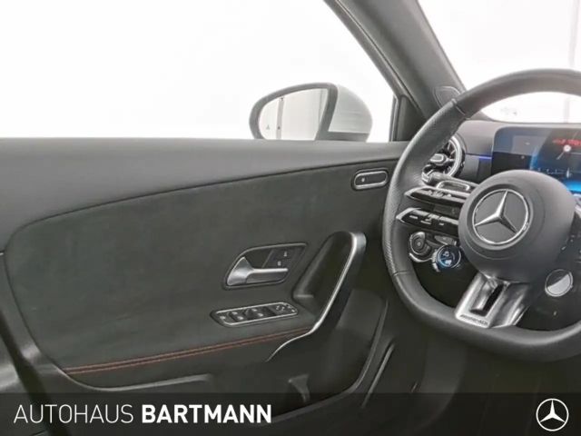 Mercedes-Benz A 35 AMG 4MATIC AMG Line
