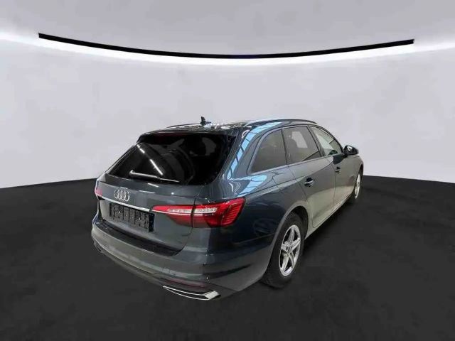 Audi A4 35 TDI Avant S-Tronic