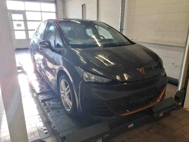 Cupra Born Born electric*NAVI*WÄRMEPUMPE*ACC*LED*18ZOLL*KAMERA*SHZ