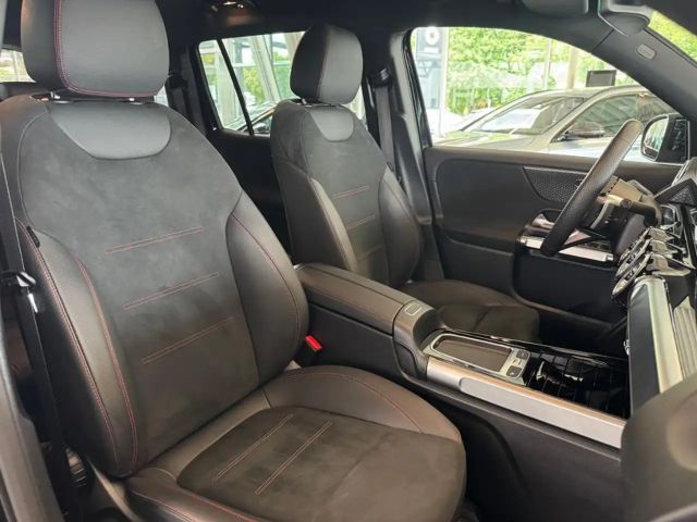 Mercedes-Benz EQB 300 4MATIC AMG Line