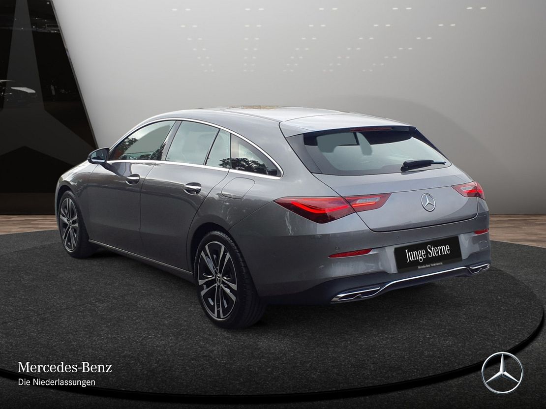 Mercedes-Benz CLA 180 Shooting Brake